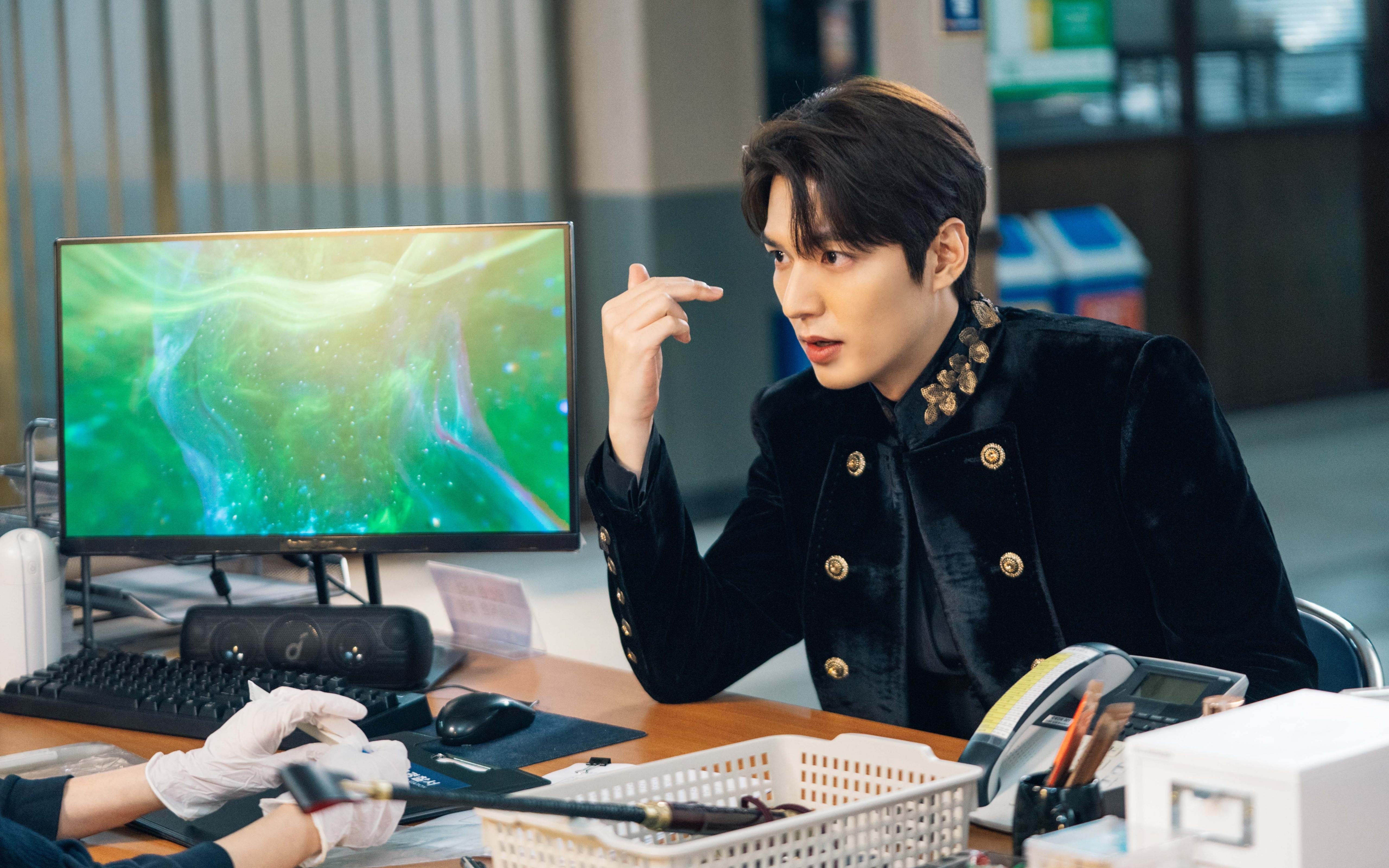 公牛主帅参加人工智能与体育高峰论坛，公牛队创始人